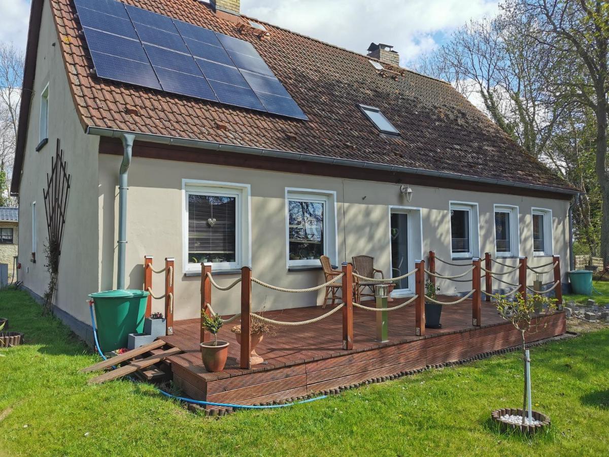 Ferienwohnung Am Stadtrand Garz Ruegen Extérieur photo